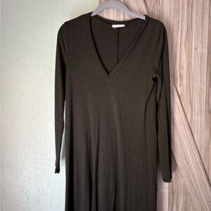Lush Olive V-Neck Long Sleeve Dress